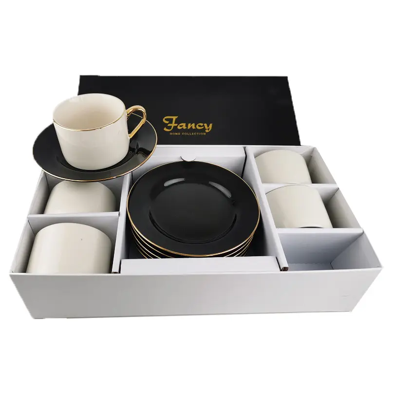 Juego de té beige y negro