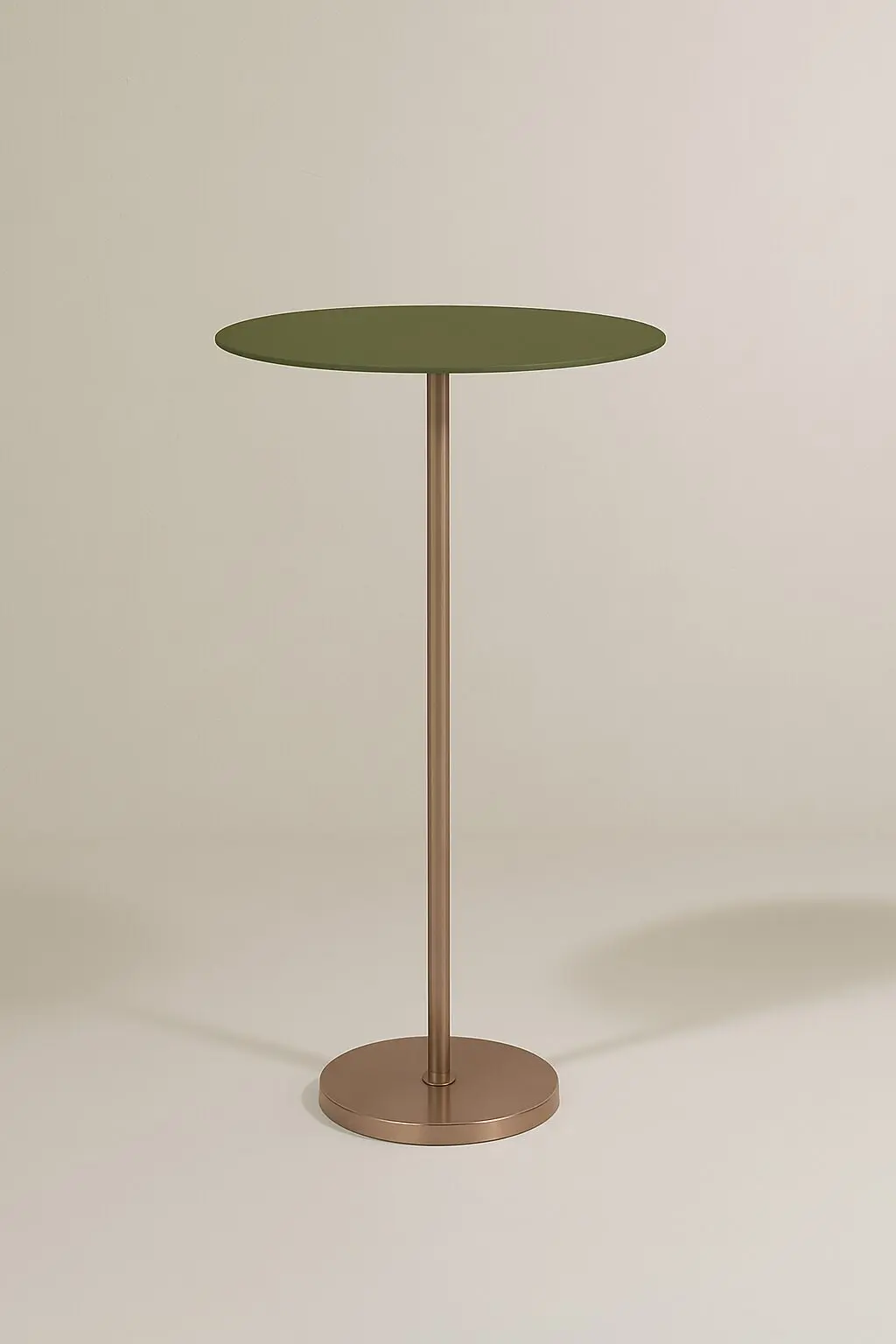 Mesa auxiliar dorada y verde