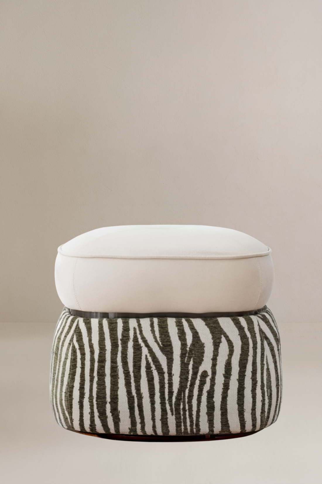 Pouf beige estampado verde cebra